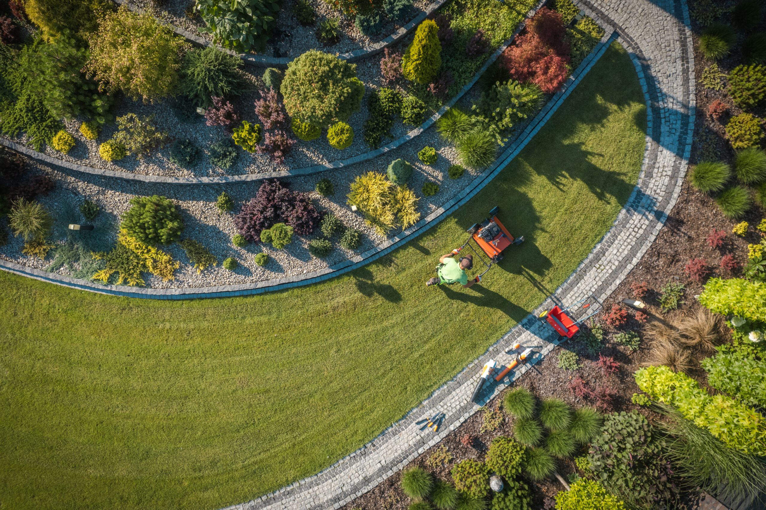 lawn care in Naple